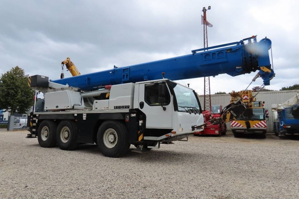 Liebherr LTM 1050-3.1 - Grúa todo terreno: foto 2 Liebherr LTM 1050-3.1 - Grúa todo terreno: foto 2