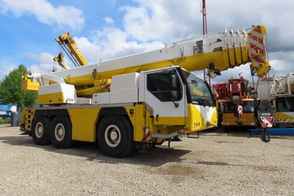 Liebherr LTM 1055-3.2  - Grúa todo terreno: foto 2 Liebherr LTM 1055-3.2  - Grúa todo terreno: foto 2