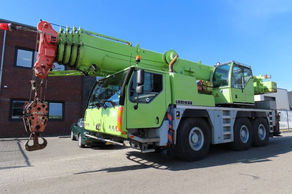 Liebherr LTM 1055-3.2  - Grúa todo terreno: foto 1 Liebherr LTM 1055-3.2  - Grúa todo terreno: foto 1
