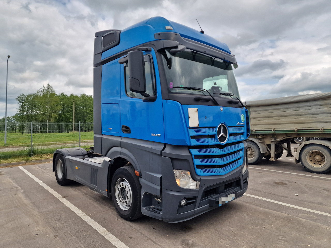 Actros 1845 - Cabeza tractora: foto 2 Actros 1845 - Cabeza tractora: foto 2