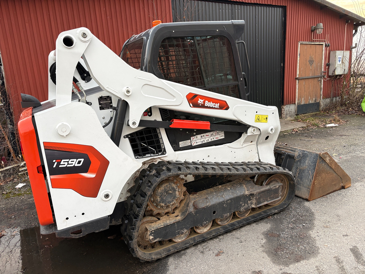 Bobcat T590 - Minicargadora de cadenas: foto 1 Bobcat T590 - Minicargadora de cadenas: foto 1