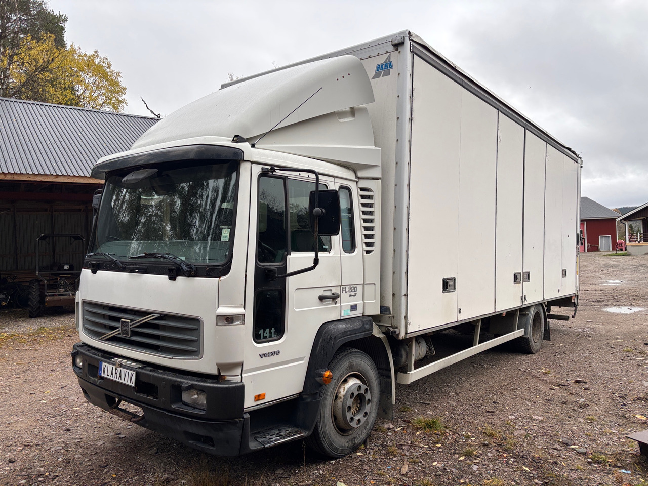 Volvo FL 220 - Camión: foto 1 Volvo FL 220 - Camión: foto 1