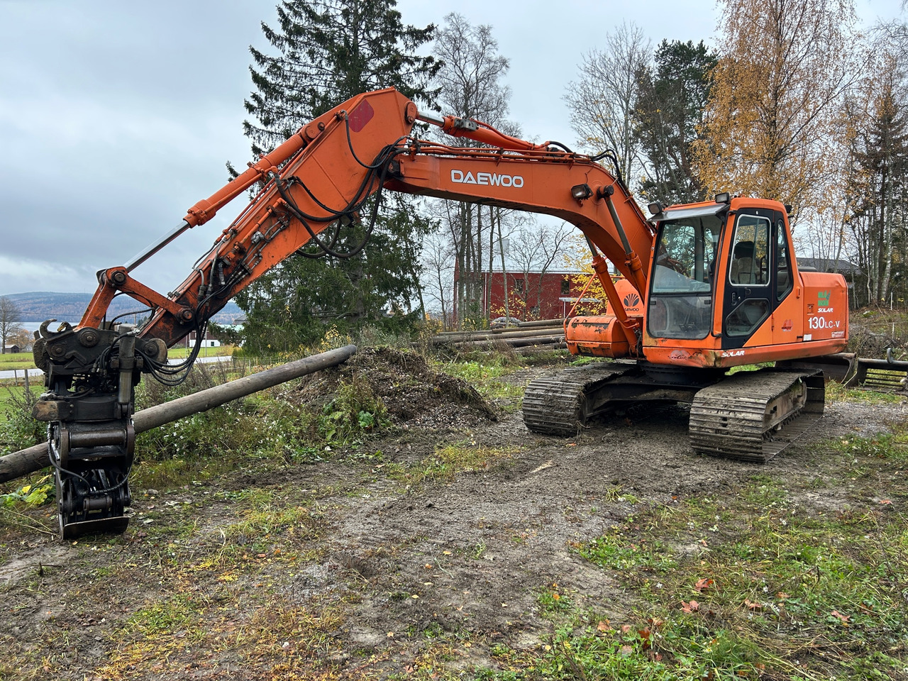 Daewoo 130 Lc-v - Excavadora: foto 1 Daewoo 130 Lc-v - Excavadora: foto 1