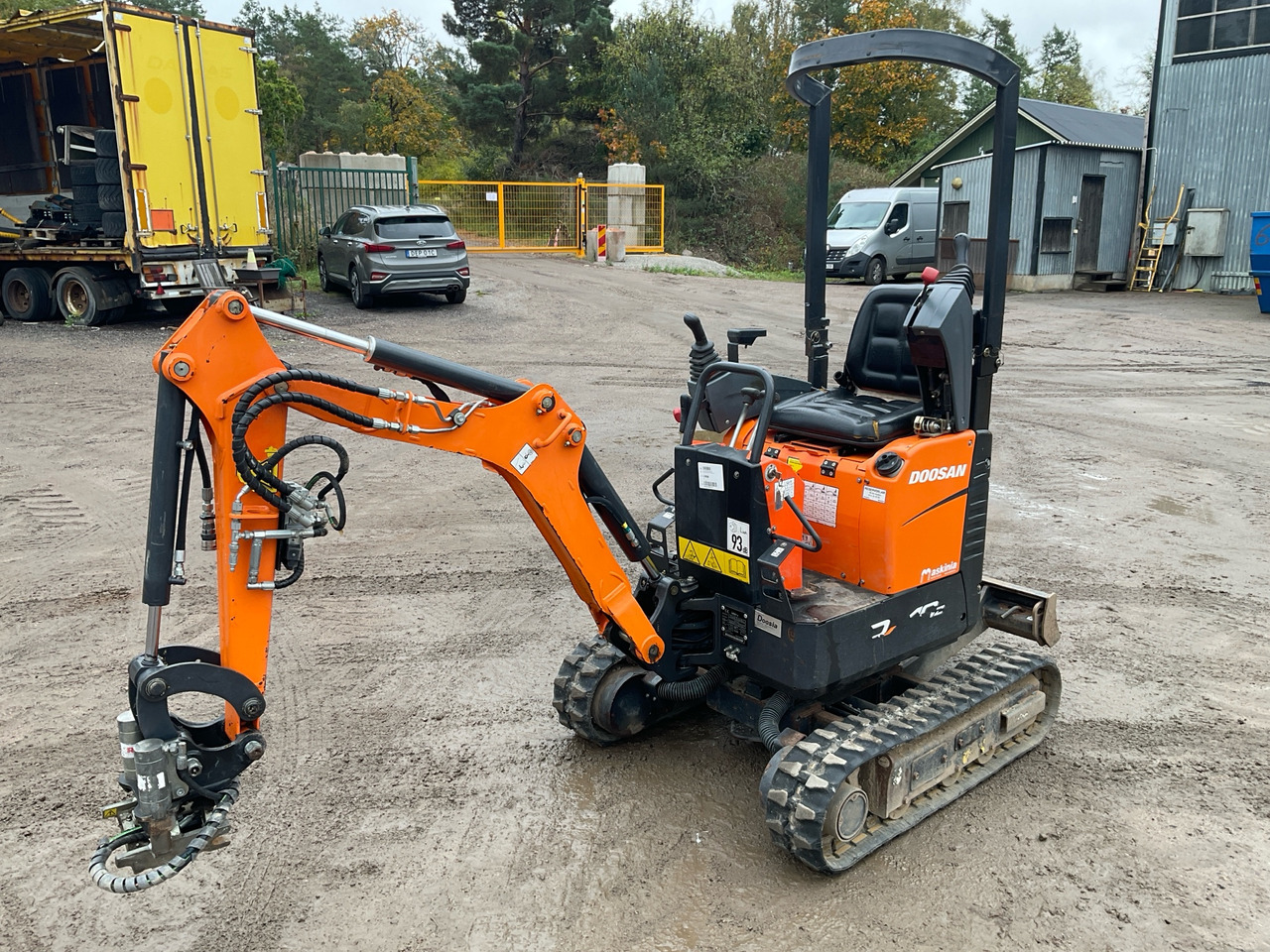 Doosan DX10Z - Excavadora: foto 1 Doosan DX10Z - Excavadora: foto 1