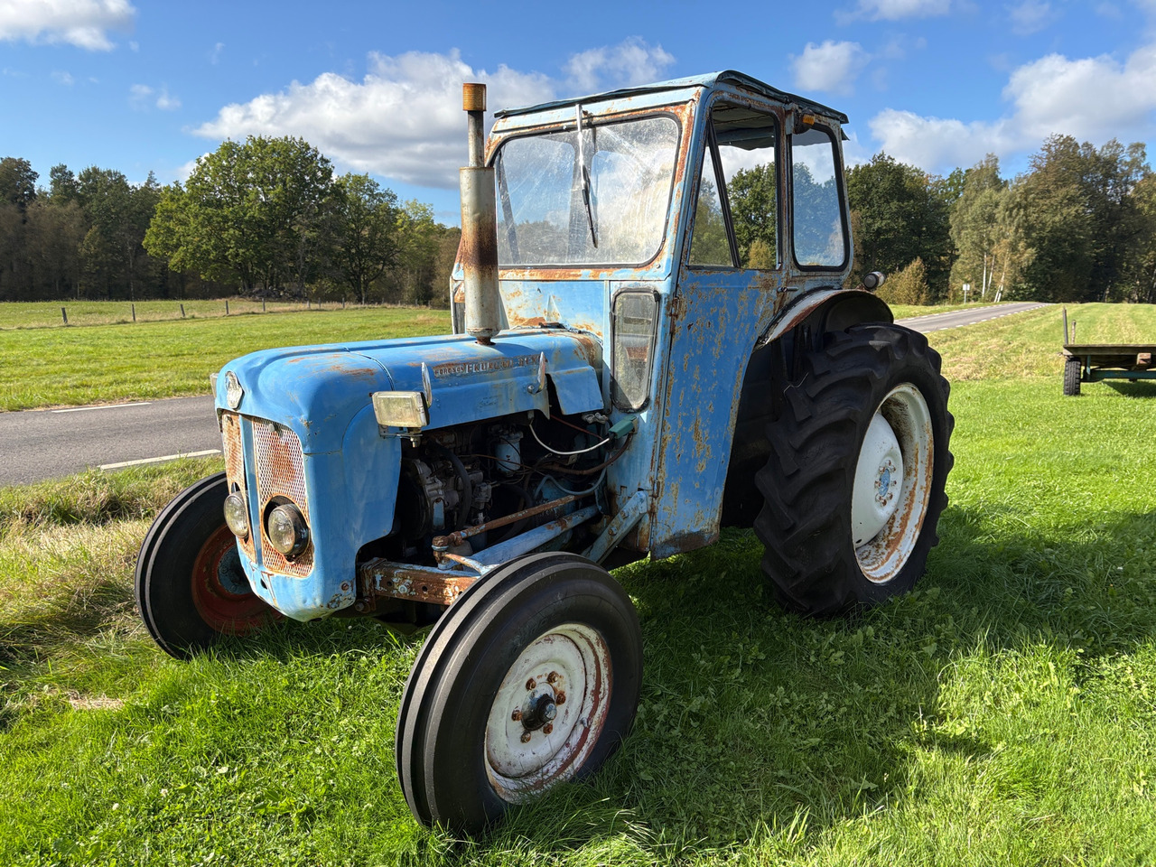 Ford Dexta - Tractor: foto 1 Ford Dexta - Tractor: foto 1