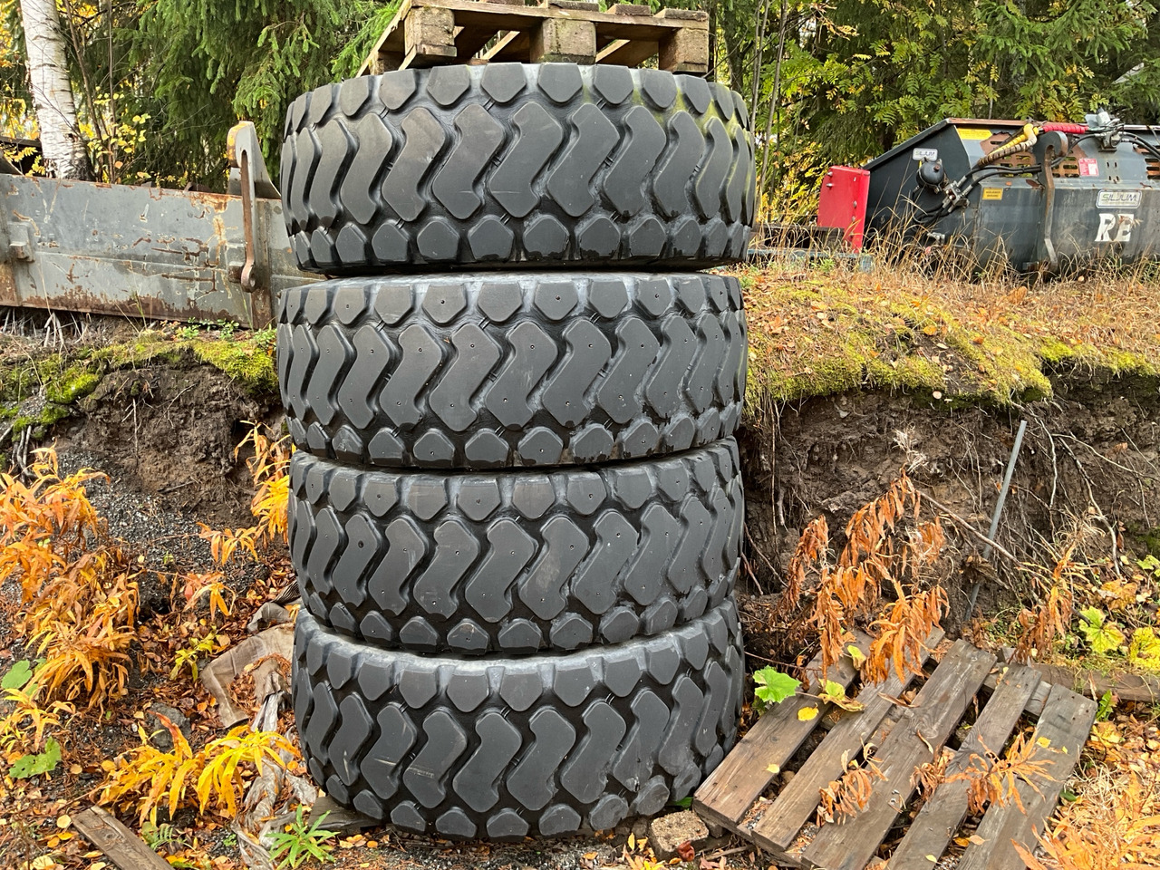 Michelin 20.5R25 - Neumático para Maquinaria de construcción: foto 1 Michelin 20.5R25 - Neumático para Maquinaria de construcción: foto 1