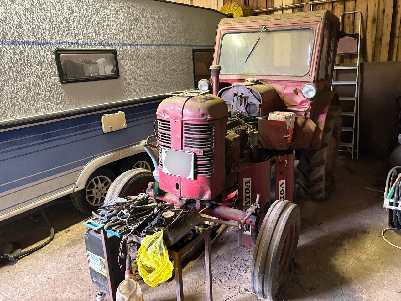 Volvo BM 230 - Tractor: foto 1 Volvo BM 230 - Tractor: foto 1