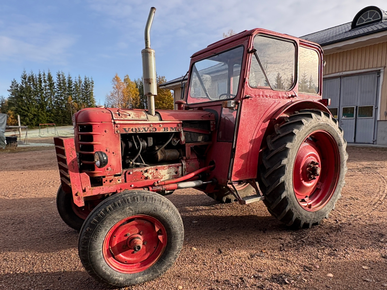 Volvo BM 350 - Tractor: foto 1 Volvo BM 350 - Tractor: foto 1