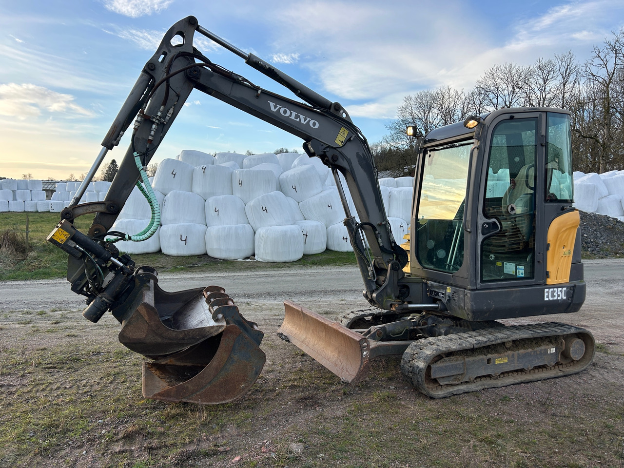 Volvo EC35C - Excavadora: foto 1 Volvo EC35C - Excavadora: foto 1