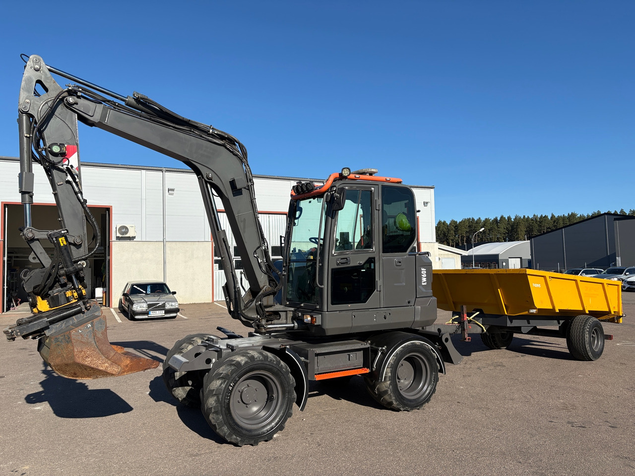 Volvo EW60E - Excavadora: foto 1 Volvo EW60E - Excavadora: foto 1
