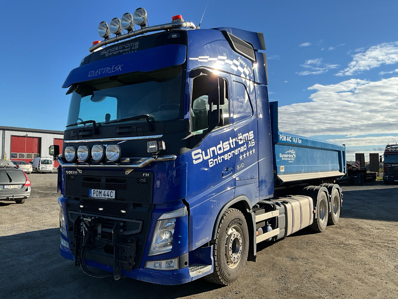 Volvo FH 540 - Camión multibasculante: foto 1 Volvo FH 540 - Camión multibasculante: foto 1