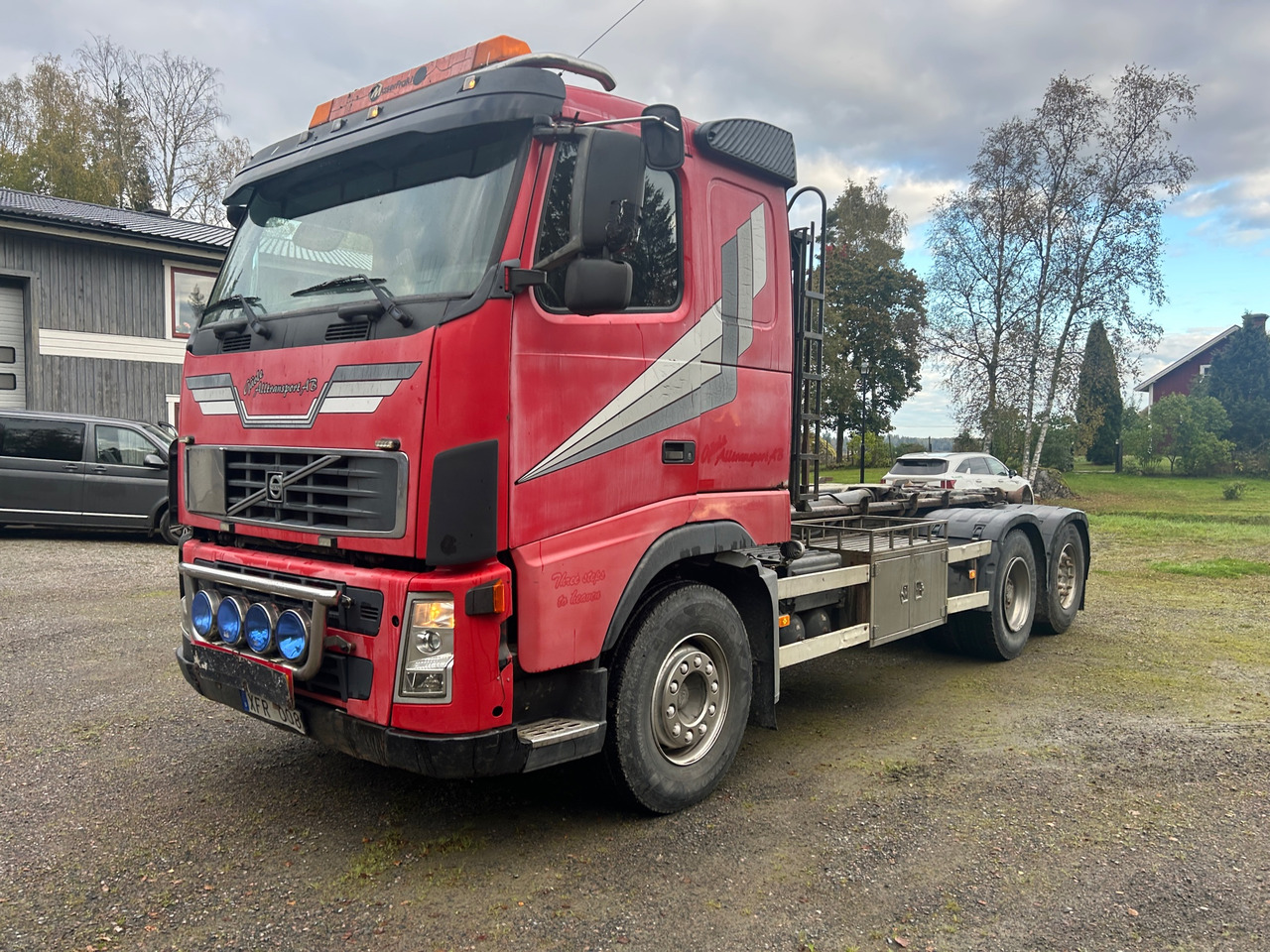 Volvo FH12 - Camión multibasculante: foto 1 Volvo FH12 - Camión multibasculante: foto 1