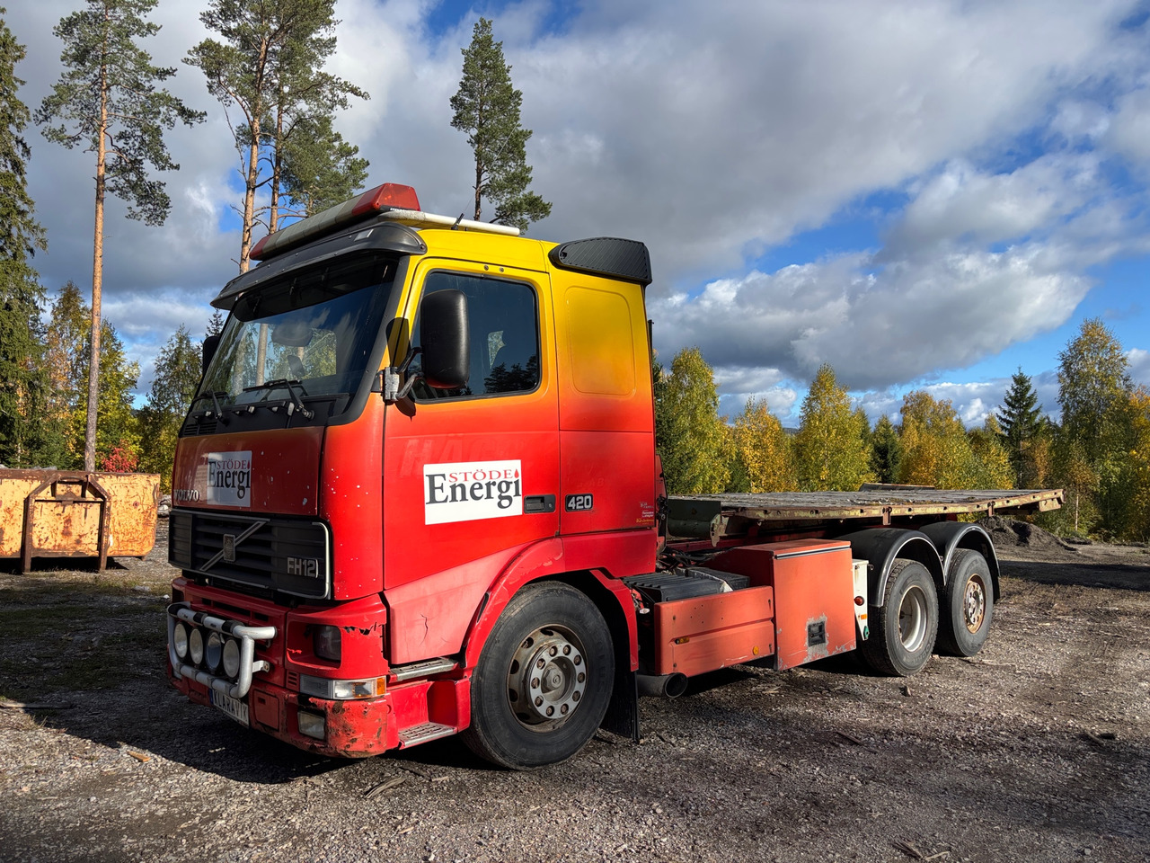 Volvo FH12 - Camión multibasculante: foto 1 Volvo FH12 - Camión multibasculante: foto 1