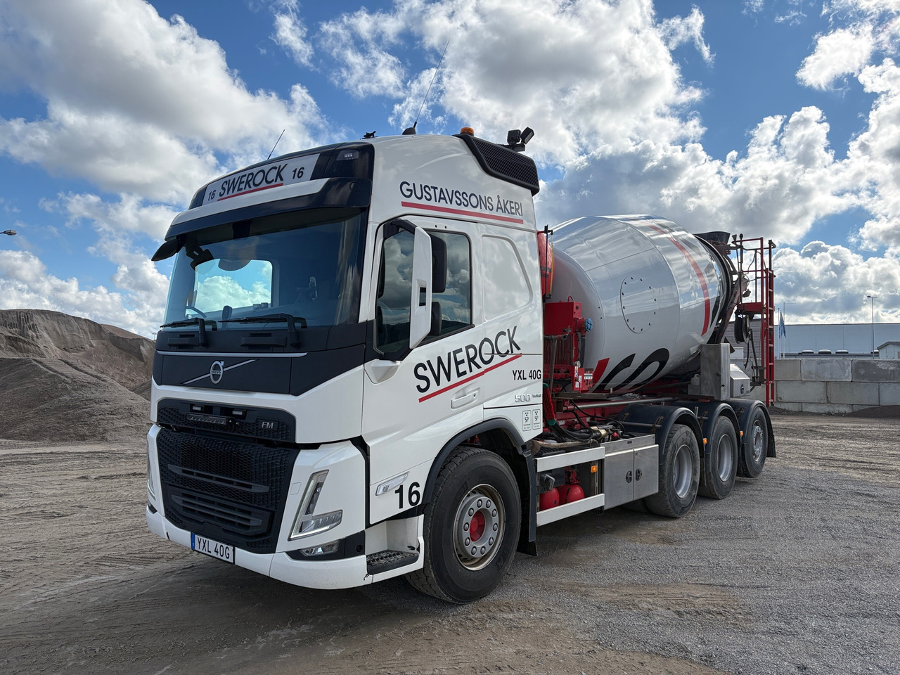 Volvo FM 500 - Camión hormigonera: foto 1 Volvo FM 500 - Camión hormigonera: foto 1