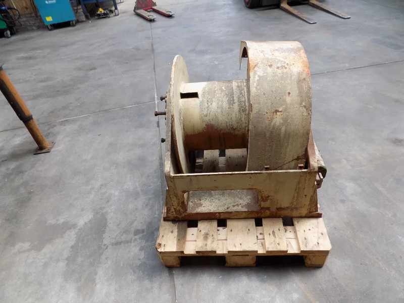 Lier-winch puls lier-puls winch met vrije val - Perforadora: foto 4 Lier-winch puls lier-puls winch met vrije val - Perforadora: foto 4