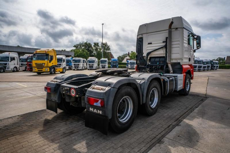 MAN TGX 33.560 XLX BLS+BIG AXLES+INTARDER - Cabeza tractora: foto 4 MAN TGX 33.560 XLX BLS+BIG AXLES+INTARDER - Cabeza tractora: foto 4