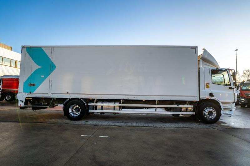 DAF CF 75.250 +DHOLLANDIA 2T. - Camión caja cerrada: foto 3 DAF CF 75.250 +DHOLLANDIA 2T. - Camión caja cerrada: foto 3