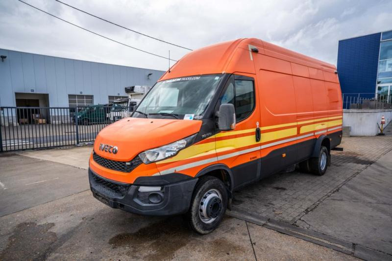 Iveco DAILY 70C170 +Dhollandia - Furgón: foto 1 Iveco DAILY 70C170 +Dhollandia - Furgón: foto 1