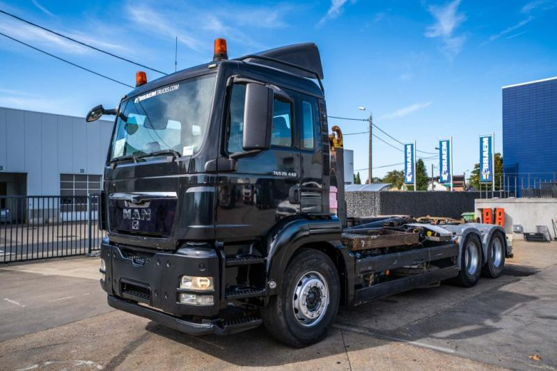 MAN TGS 26.440 BL - 6X4 - Camión multibasculante: foto 2 MAN TGS 26.440 BL - 6X4 - Camión multibasculante: foto 2