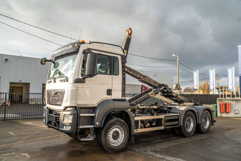 MAN TGS 33.470 BL -6X4 - Camión multibasculante: foto 1 MAN TGS 33.470 BL -6X4 - Camión multibasculante: foto 1
