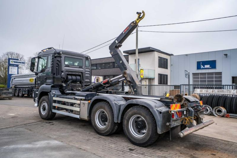 MAN TGS 33.470 BL-6x6H - Camión multibasculante: foto 4 MAN TGS 33.470 BL-6x6H - Camión multibasculante: foto 4