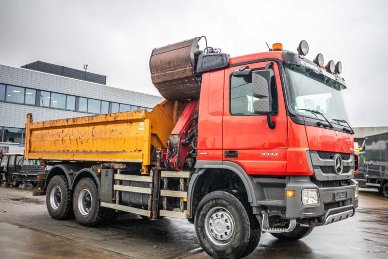 Mercedes ACTROS 3344 AK - HMF1643 Z2 - Camión volquete, Camión grúa: foto 3 Mercedes ACTROS 3344 AK - HMF1643 Z2 - Camión volquete, Camión grúa: foto 3