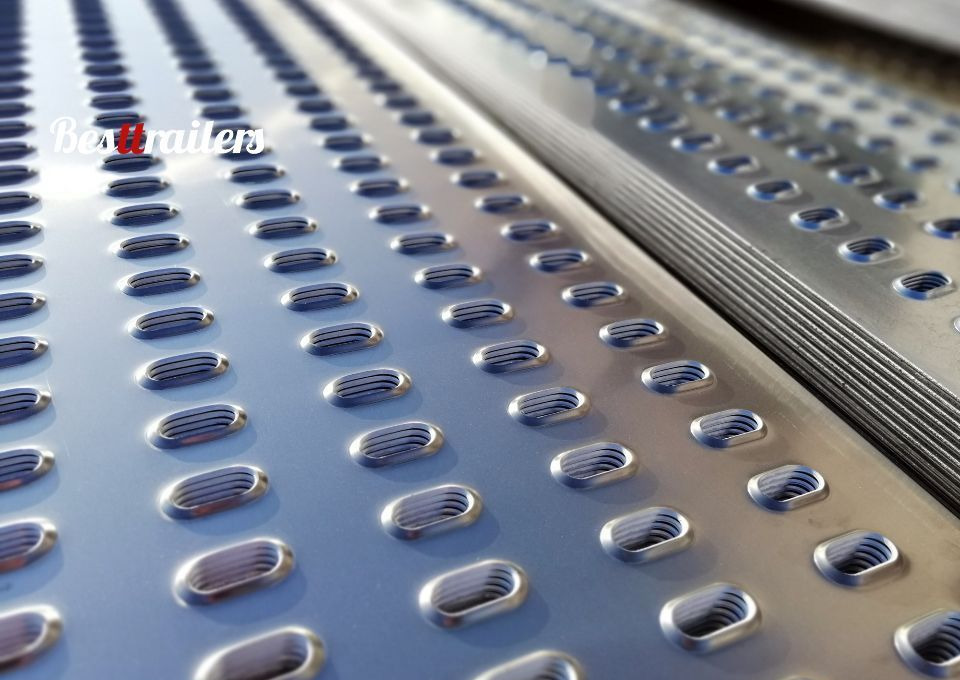 Blacha LOHR ALUMINIOWA I STALOWA PRODUCENT - Recambio: foto 1 Blacha LOHR ALUMINIOWA I STALOWA PRODUCENT - Recambio: foto 1