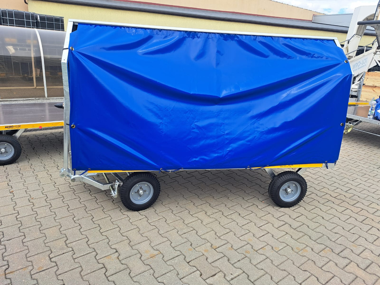 AERO-GSE BAGGAGE CART BC-ZW30-D2400 - Equipo de apoyo en tierra: foto 4 AERO-GSE BAGGAGE CART BC-ZW30-D2400 - Equipo de apoyo en tierra: foto 4