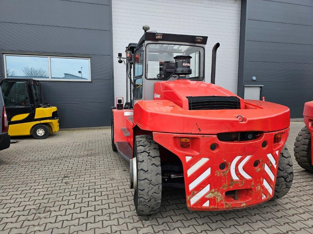 Kalmar DCE 100-12 - Carretilla elevadora diésel: foto 5 Kalmar DCE 100-12 - Carretilla elevadora diésel: foto 5