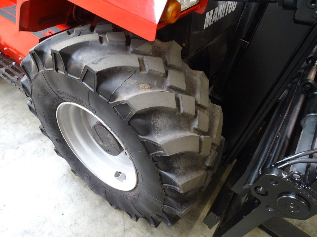 Manitou M50-4P - TRIPLEX - 4x4 - Carretilla todo terreno: foto 2 Manitou M50-4P - TRIPLEX - 4x4 - Carretilla todo terreno: foto 2