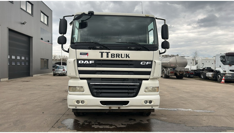 DAF 85 CF 410 (EURO 5 / LOW CABIN / VERY GOOD CONDITION / TRES PROPRE) - Cabeza tractora: foto 2 DAF 85 CF 410 (EURO 5 / LOW CABIN / VERY GOOD CONDITION / TRES PROPRE) - Cabeza tractora: foto 2