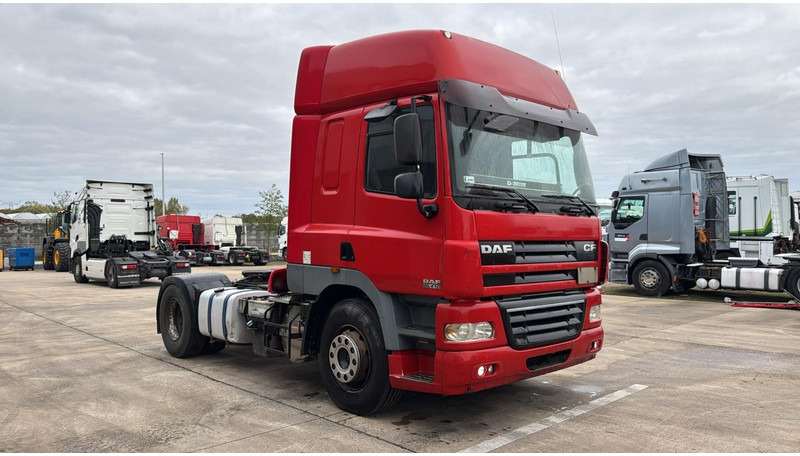 DAF CF 85.410 (BOITE MANUELLE / MANUAL GEARBOX) - Cabeza tractora: foto 5 DAF CF 85.410 (BOITE MANUELLE / MANUAL GEARBOX) - Cabeza tractora: foto 5