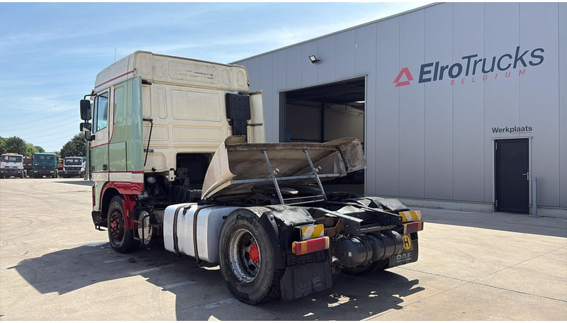 Cabeza tractora DAF XF 95.430 (EURO 3 / BOITE MANUELLE / MANUAL GEARBOX): foto 7 Cabeza tractora DAF XF 95.430 (EURO 3 / BOITE MANUELLE / MANUAL GEARBOX): foto 7
