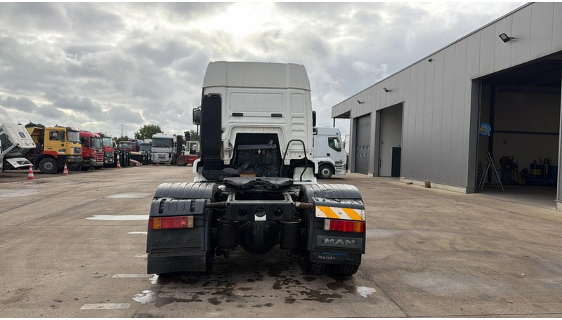 MAN TGA 18.350 (BOITE MANUELLE / MANUAL GEARBOX) - Cabeza tractora: foto 5 MAN TGA 18.350 (BOITE MANUELLE / MANUAL GEARBOX) - Cabeza tractora: foto 5