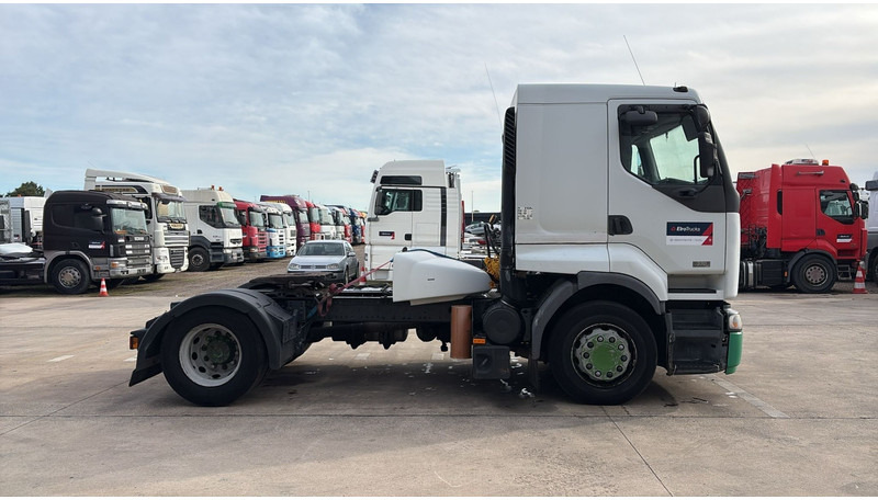 Renault Premium 420 (BOITE MANUELLE / MANUAL GEARBOX) - Cabeza tractora: foto 4 Renault Premium 420 (BOITE MANUELLE / MANUAL GEARBOX) - Cabeza tractora: foto 4