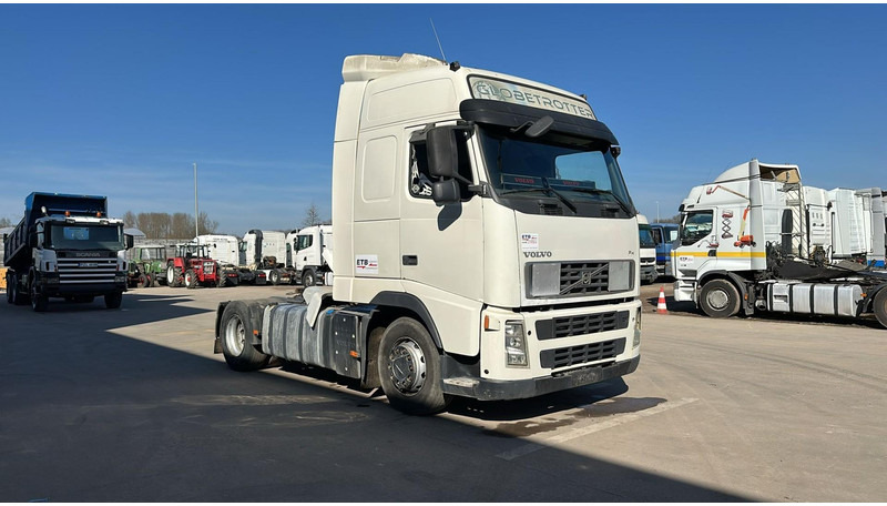Volvo FH 440 (GOOD CONDITION / BONNE ETAT) - Cabeza tractora: foto 3 Volvo FH 440 (GOOD CONDITION / BONNE ETAT) - Cabeza tractora: foto 3