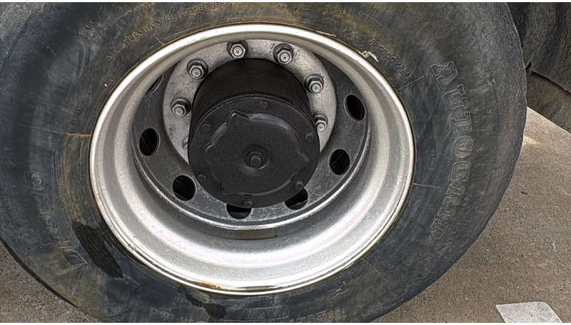 Camión volquete Iveco Eurotrakker 260 E 34 (POMPE MANUELLE / MANUAL PUMP / MANUAL GEARBOX / BOITE MANUELLE / LAMES): foto 14