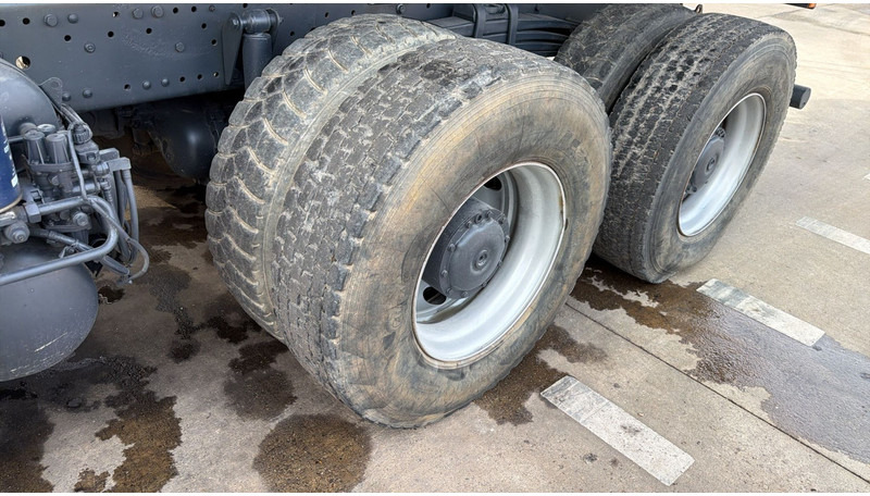 Leasing de Mercedes-Benz Actros 3235 (EPS / LAMES / GRAND PONT / STEEL SUSP. / 3 PEDALES / MP1) Mercedes-Benz Actros 3235 (EPS / LAMES / GRAND PONT / STEEL SUSP. / 3 PEDALES / MP1): foto 10 Leasing de Mercedes-Benz Actros 3235 (EPS / LAMES / GRAND PONT / STEEL SUSP. / 3 PEDALES / MP1) Mercedes-Benz Actros 3235 (EPS / LAMES / GRAND PONT / STEEL SUSP. / 3 PEDALES / MP1): foto 10