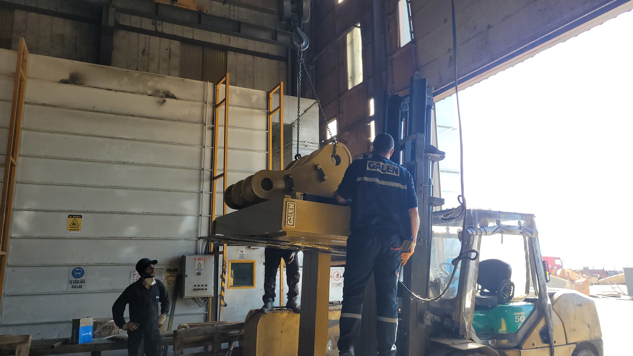 Horquillas para Cargadora de ruedas CATERPILLAR 988 Marble Attachments: foto 11 Horquillas para Cargadora de ruedas CATERPILLAR 988 Marble Attachments: foto 11