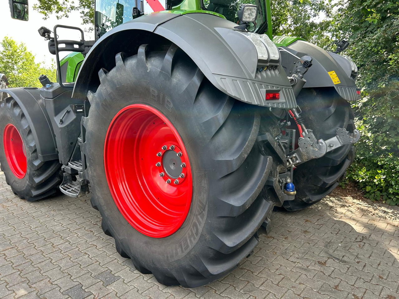 Tractor Fendt 828 Vario S4 ProfiPlus: foto 19