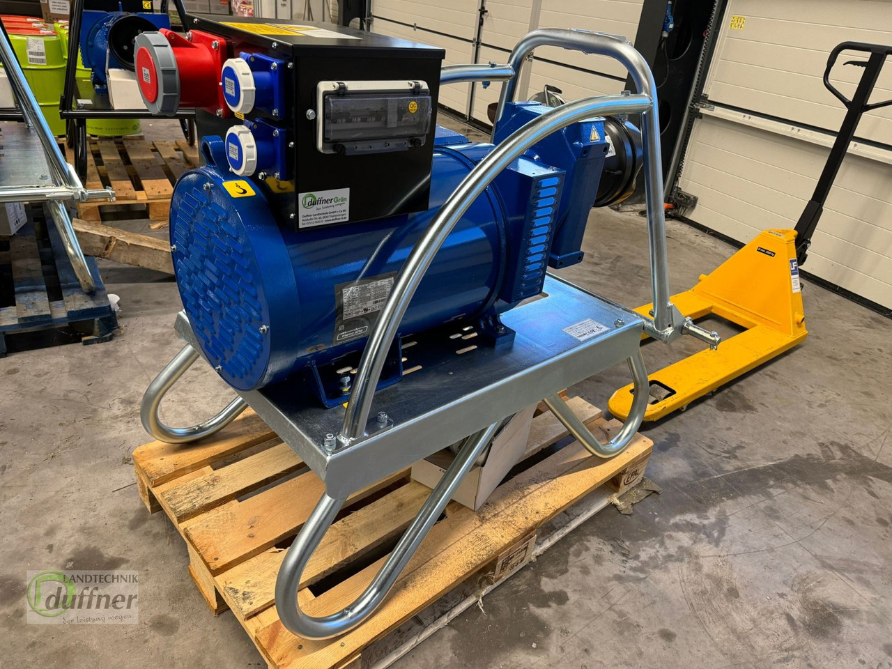 MCC Alte Zapfwellengenerator Stromaggregat Generator in verschiedenen Größen KVA - Equipo para trabajo del suelo: foto 2 MCC Alte Zapfwellengenerator Stromaggregat Generator in verschiedenen Größen KVA - Equipo para trabajo del suelo: foto 2