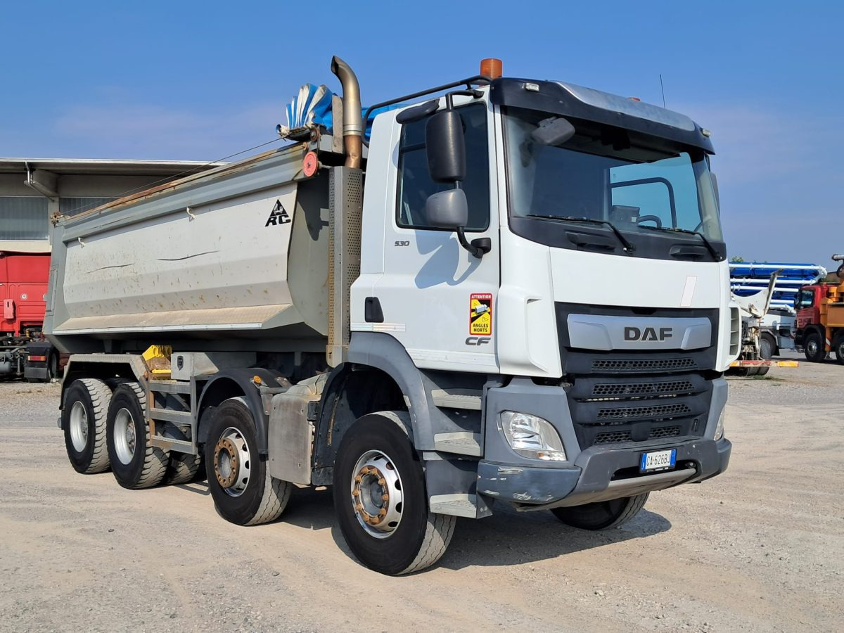 DAF CF530 - Camión volquete: foto 1 DAF CF530 - Camión volquete: foto 1