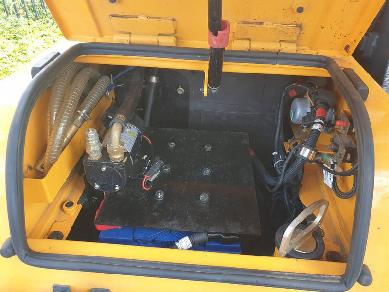 Excavadora de ruedas Hyundai HW 160: foto 10 Excavadora de ruedas Hyundai HW 160: foto 10