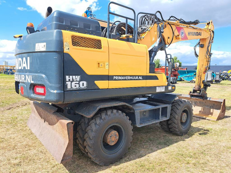 Excavadora de ruedas Hyundai HW 160: foto 19 Excavadora de ruedas Hyundai HW 160: foto 19