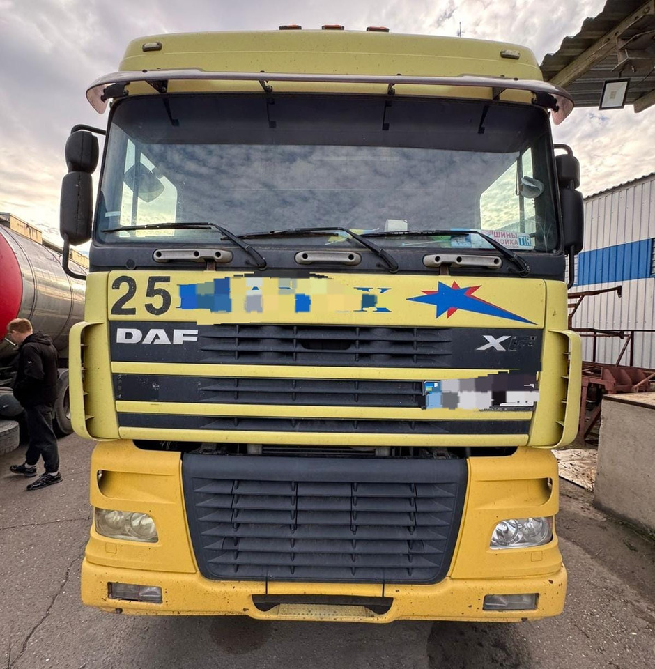 DAF XF 95 - Cabeza tractora: foto 5 DAF XF 95 - Cabeza tractora: foto 5