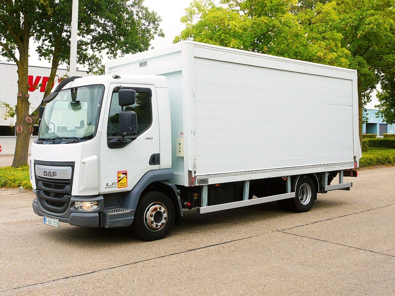 DAF LF 180 12 GETRANKENWAGEN LBW LUFT - Camión transporte de bebidas: foto 2 DAF LF 180 12 GETRANKENWAGEN LBW LUFT - Camión transporte de bebidas: foto 2