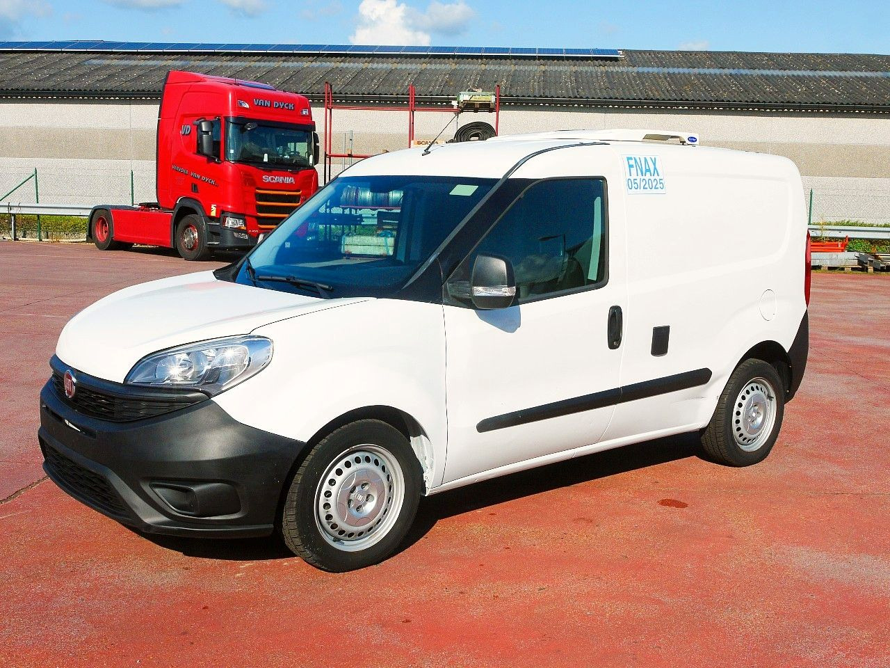 Fiat DOBLO 1.4 KUHLKASTENWAGEN CARRIER NEOS -20c E6 - Furgoneta frigorifica: foto 3 Fiat DOBLO 1.4 KUHLKASTENWAGEN CARRIER NEOS -20c E6 - Furgoneta frigorifica: foto 3
