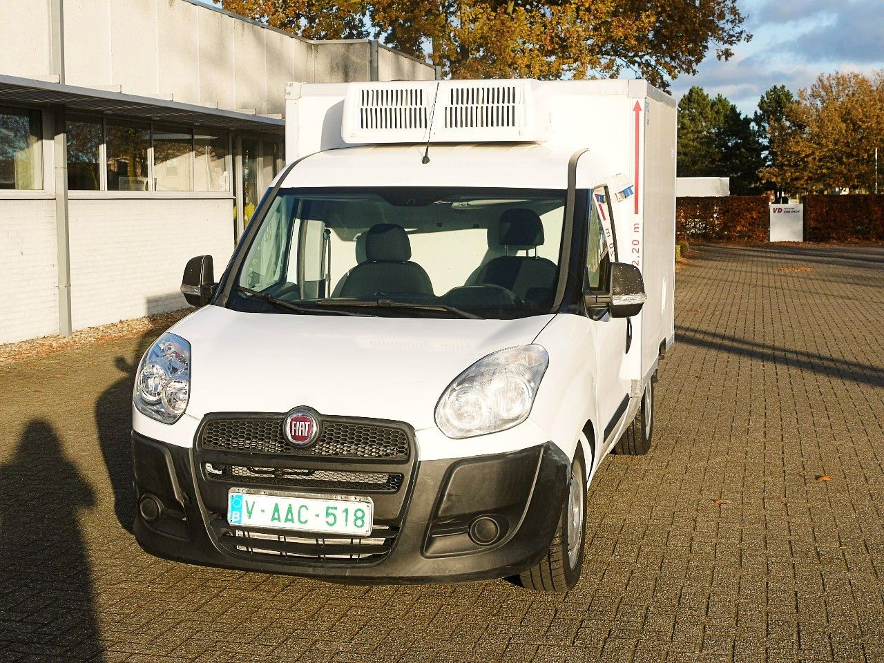 Fiat DOBLO 1.6 KUHLKOFFER CARRIER XARIOS -20 / AIRCO - Furgoneta frigorifica: foto 4 Fiat DOBLO 1.6 KUHLKOFFER CARRIER XARIOS -20 / AIRCO - Furgoneta frigorifica: foto 4