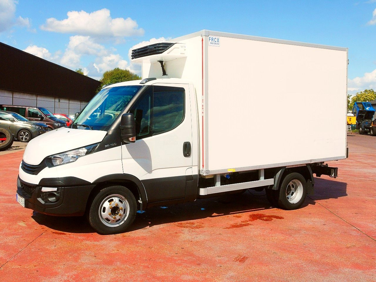 Iveco 35C14 KUHLKOFFER CARRIER XARIOS 350 -20C - Furgoneta frigorifica: foto 4 Iveco 35C14 KUHLKOFFER CARRIER XARIOS 350 -20C - Furgoneta frigorifica: foto 4