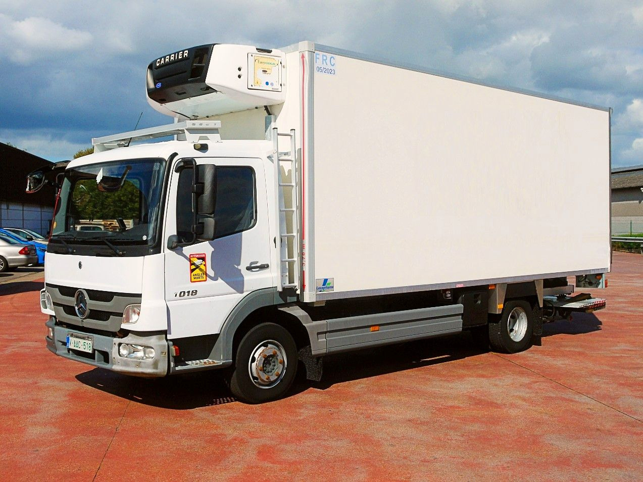 Mercedes-Benz 1018 ATEGO KUHLKOFFER CARRIER SUPRA 550 LBW LUFT - Camión frigorífico: foto 4 Mercedes-Benz 1018 ATEGO KUHLKOFFER CARRIER SUPRA 550 LBW LUFT - Camión frigorífico: foto 4